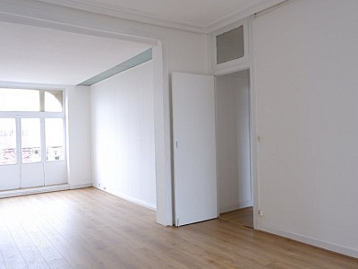 APPARTEMENT T2 - LILLE FIVES - 91.75 m2 - LOUÉ