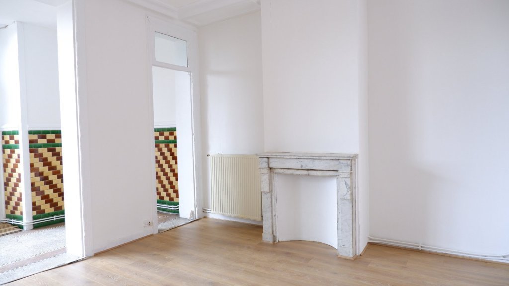 APPARTEMENT T2 - LILLE FIVES - 91.75 m2 - LOUÉ