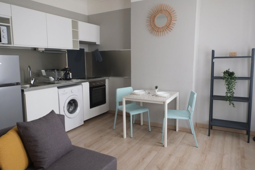 APPARTEMENT T2 - LILLE WAZEMMES - 31.33 m2 - LOUÉ