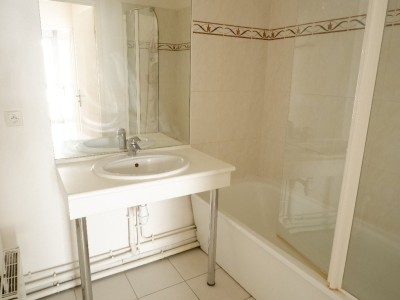 APPARTEMENT T2 - LILLE WAZEMMES - 43 m2 - 190000€