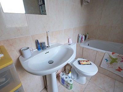 APPARTEMENT T2 - LILLE WAZEMMES - 45 m2 - 136000€