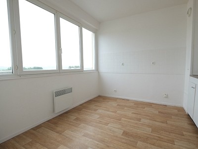 APPARTEMENT T2 - WATTIGNIES - 42 m2 - 85000€