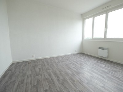 APPARTEMENT T2 - WATTIGNIES - 42 m2 - 85000€