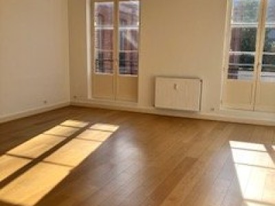 APPARTEMENT T3 A LOUER - LILLE CENTRE - 94.35 m2 - 1535€ charges comprises par mois