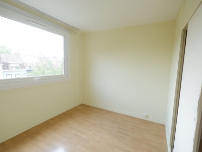 APPARTEMENT T3 - LILLE VAUBAN - 74.31 m2 - LOUÉ