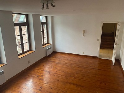 APPARTEMENT T3 - LILLE VIEUX LILLE - 65.86 m2 - LOUÉ