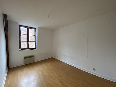 APPARTEMENT T3 - LILLE VIEUX LILLE - 65.86 m2 - LOUÉ