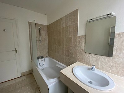 APPARTEMENT T3 - LILLE VIEUX LILLE - 64.22 m2 - LOUÉ
