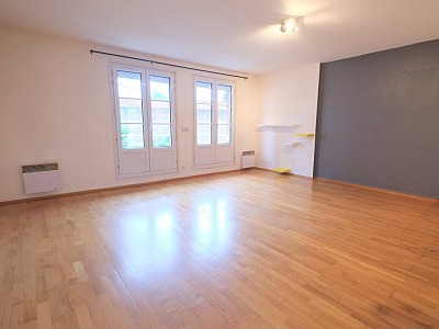 APPARTEMENT T3 - LILLE VIEUX LILLE - 72 m2 - LOUÉ