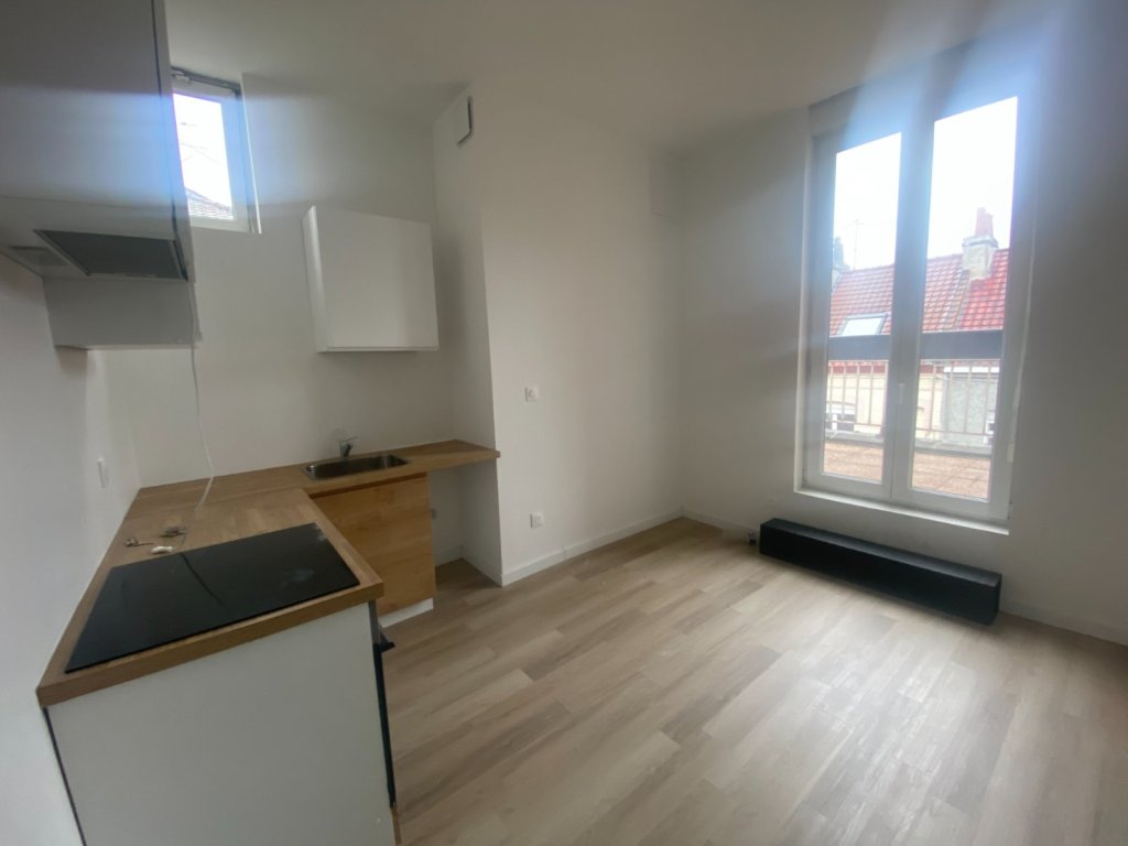 APPARTEMENT T3 - LILLE WAZEMMES - 58.62 m2 - LOU&Eacute;