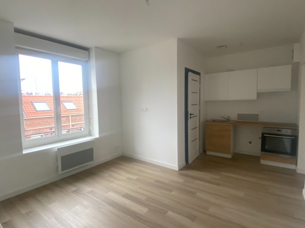APPARTEMENT T3 - LILLE WAZEMMES - 58.62 m2 - LOU&Eacute;