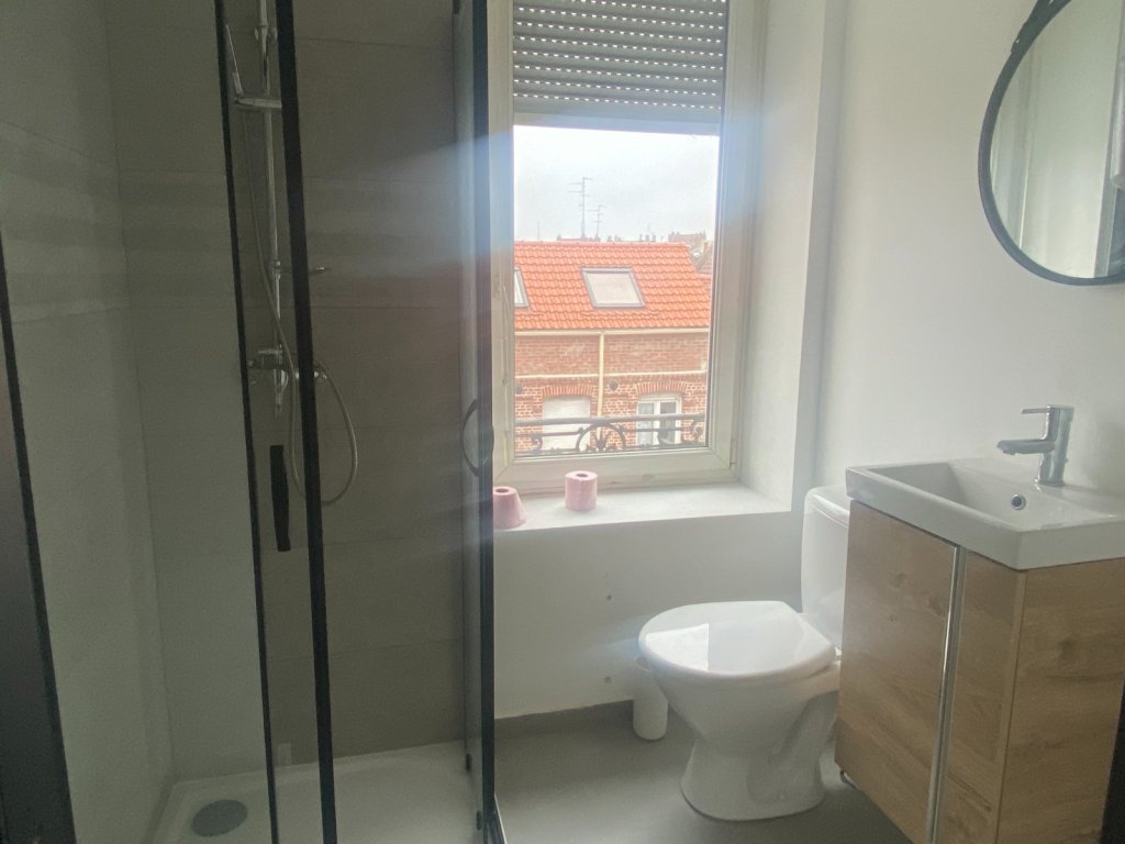 APPARTEMENT T3 - LILLE WAZEMMES - 58.62 m2 - LOU&Eacute;