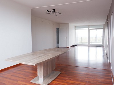 APPARTEMENT T3 - CROIX - 96 m2 - 215000€