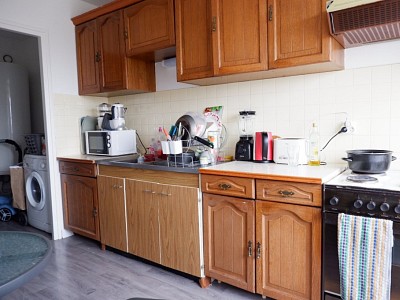APPARTEMENT T3 - WATTIGNIES - 84 m2 - 180000€