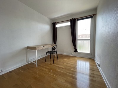 APPARTEMENT T4 - LAMBERSART - 66.09 m2 - LOUÉ