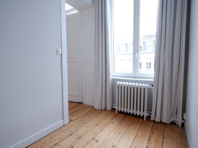 APPARTEMENT T4 - LILLE VAUBAN - 99.78 m2 - LOUÉ