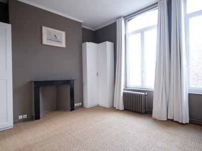 APPARTEMENT T4 - LILLE VAUBAN - 99.78 m2 - LOUÉ