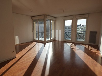 APPARTEMENT T4 - LILLE VIEUX LILLE - 93 m2 - LOUÉ