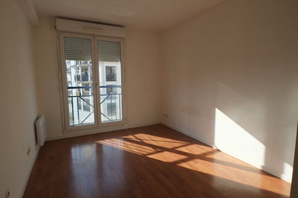 APPARTEMENT T4 - LILLE VIEUX LILLE - 93 m2 - LOUÉ