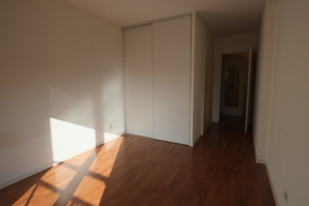 APPARTEMENT T4 - LILLE VIEUX LILLE - 93 m2 - LOUÉ