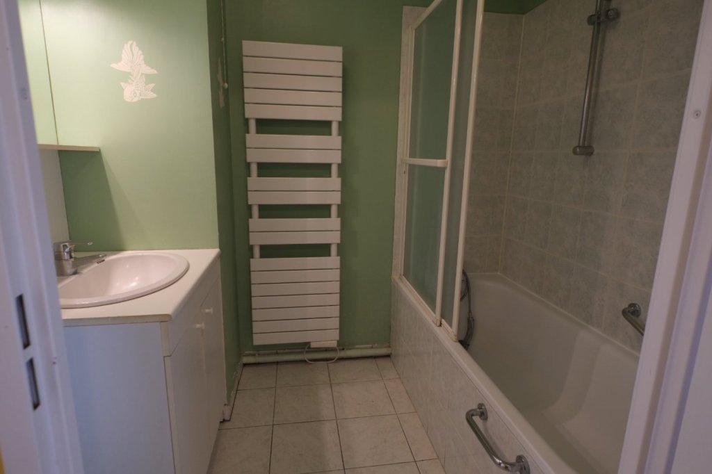 APPARTEMENT T4 - LILLE VIEUX LILLE - 93 m2 - LOUÉ
