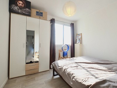 APPARTEMENT T4 - LA MADELEINE - 79.41 m2 - 243000€