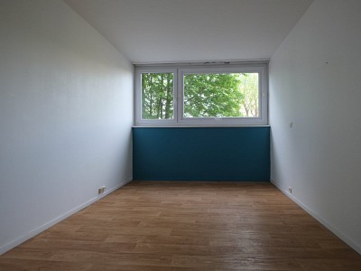 APPARTEMENT T4 - LILLE SAINT MAUR - 98 m2 - 253000€