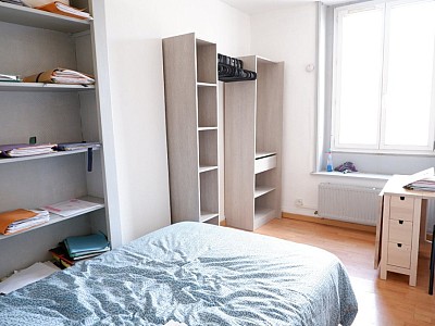 APPARTEMENT T4 - LILLE VAUBAN - 80 m2 - 280000€
