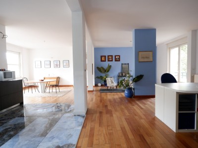 APPARTEMENT T4 - LILLE VAUBAN - 163 m2 - 560000€