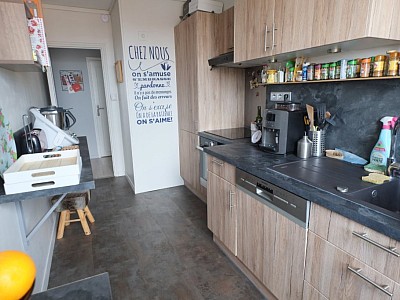 APPARTEMENT T4 - LILLE VAUBAN - 75 m2 - 243000€