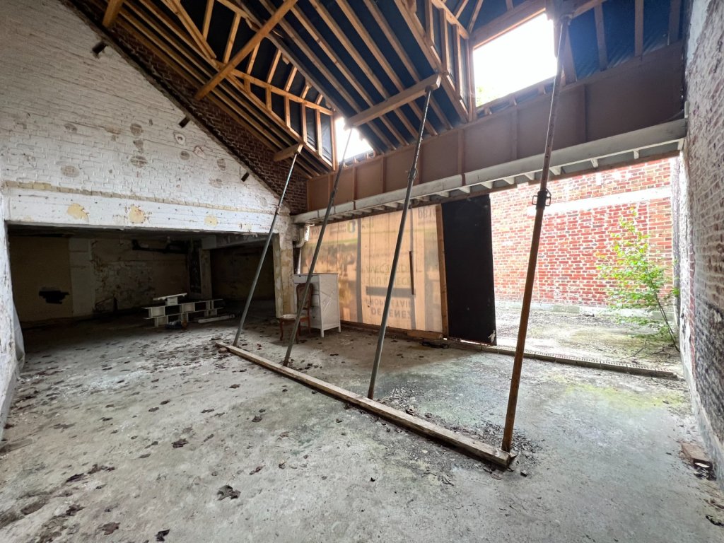 APPARTEMENT T4 - LILLE VIEUX LILLE - 117 m2 - VENDU