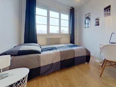 APPARTEMENT T5 A LOUER - LILLE GRAND PALAIS - 80 m2 - 1547 € charges comprises par mois