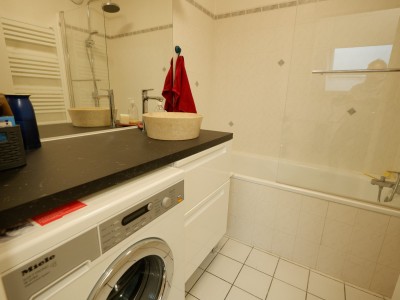 APPARTEMENT T5 - LILLE SAINT MAUR - 140 m2 - 554000€