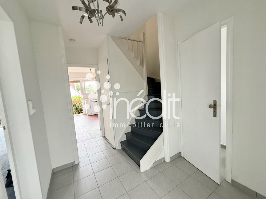MAISON A LOUER - LAMBERSART CHATEAU VERGHELLES - 95 m2 - 1 520 &euro; charges comprises par mois