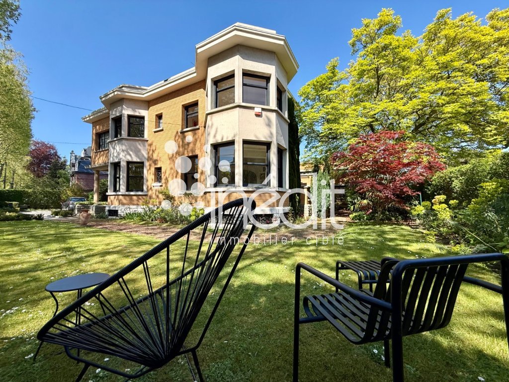MAISON A VENDRE - LAMBERSART - 208 m2 - 1 365 000 &euro;