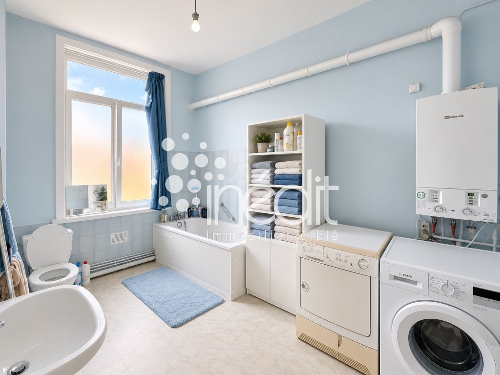 MAISON A VENDRE - LAMBERSART - 201 m2 - 440 000 &euro;