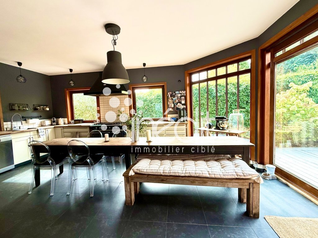MAISON A VENDRE - LAMBERSART - 250 m2 - 1 080 000 &euro;