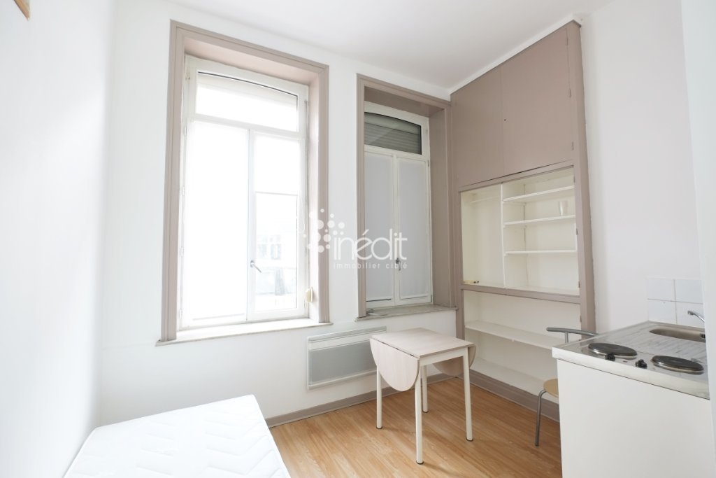 APPARTEMENT T1 - LILLE VAUBAN - 13.22 m2 - LOUÉ