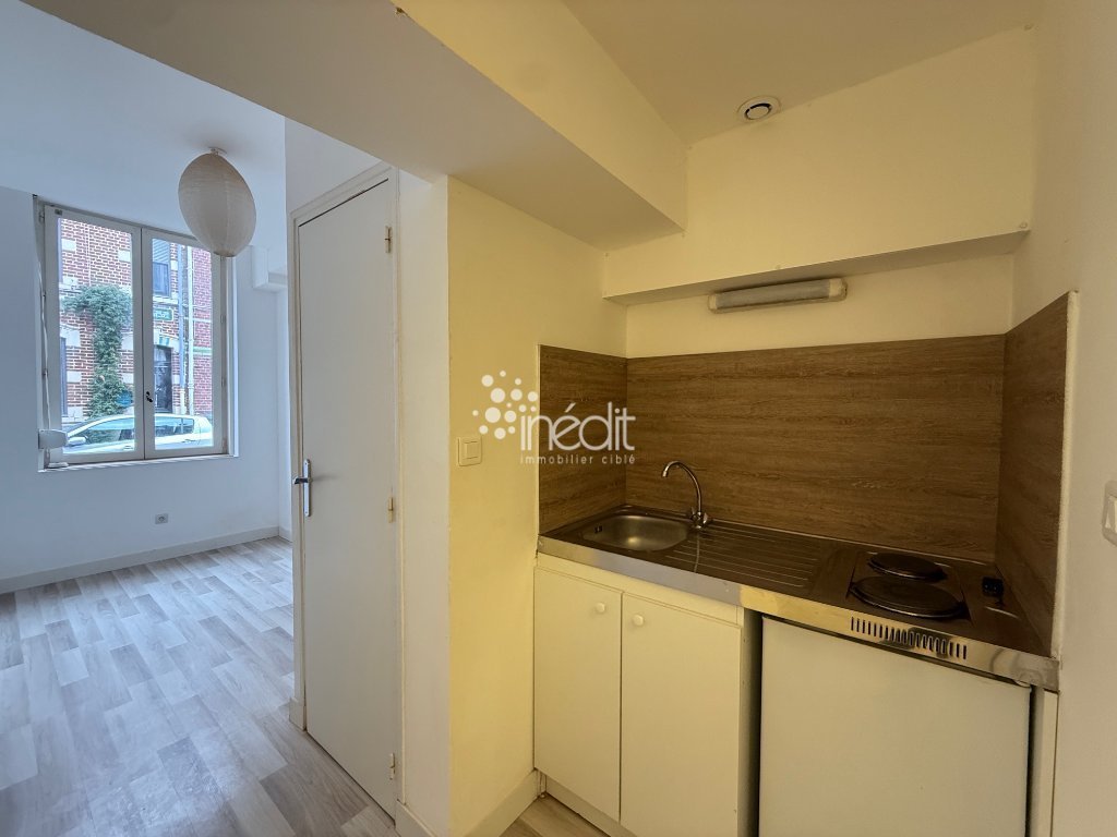 APPARTEMENT T1 A VENDRE - LILLE MOULINS - 15.27 m2 - 79990€