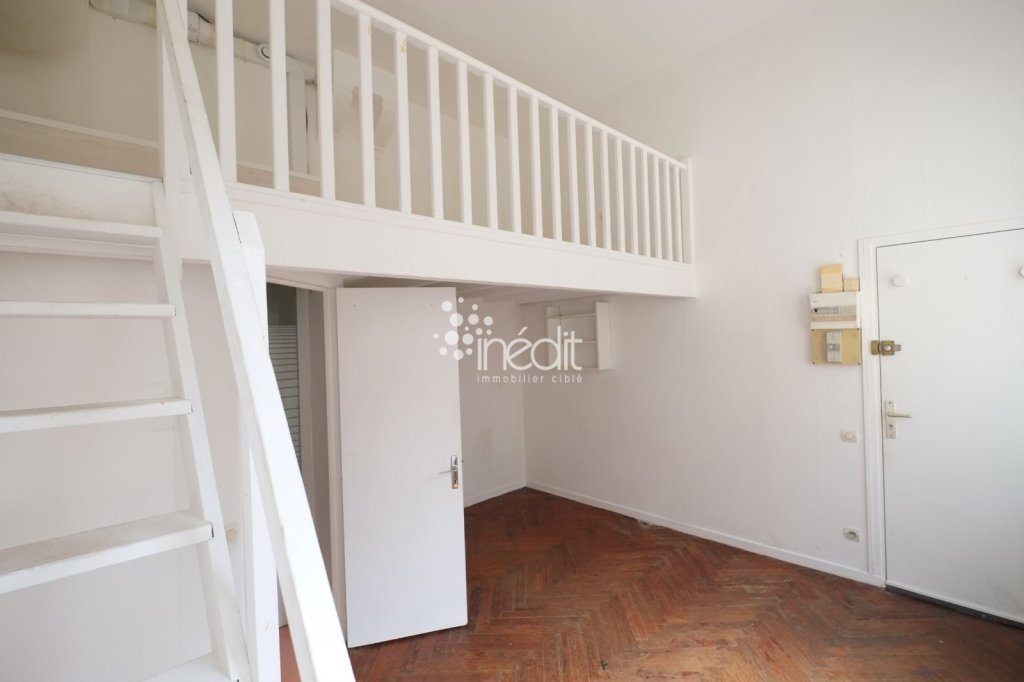 APPARTEMENT T1 - LILLE ST MICHEL - 15 m2 - 89000€