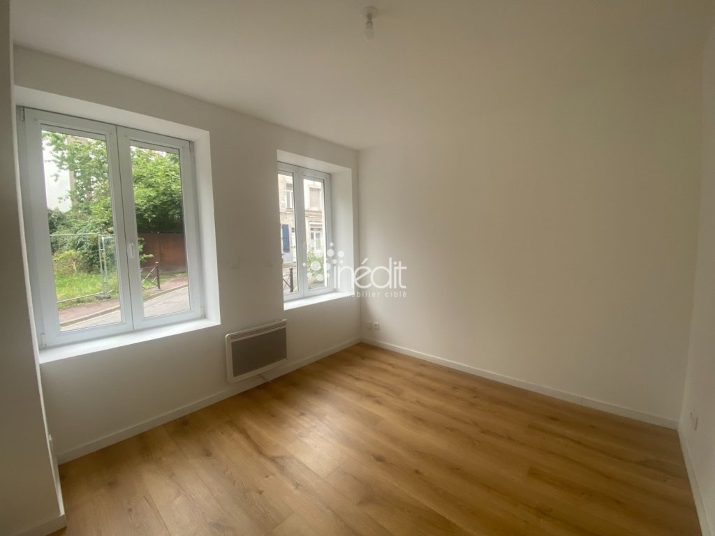 APPARTEMENT T2 - LILLE VAUBAN - 46.49 m2 - LOUÉ