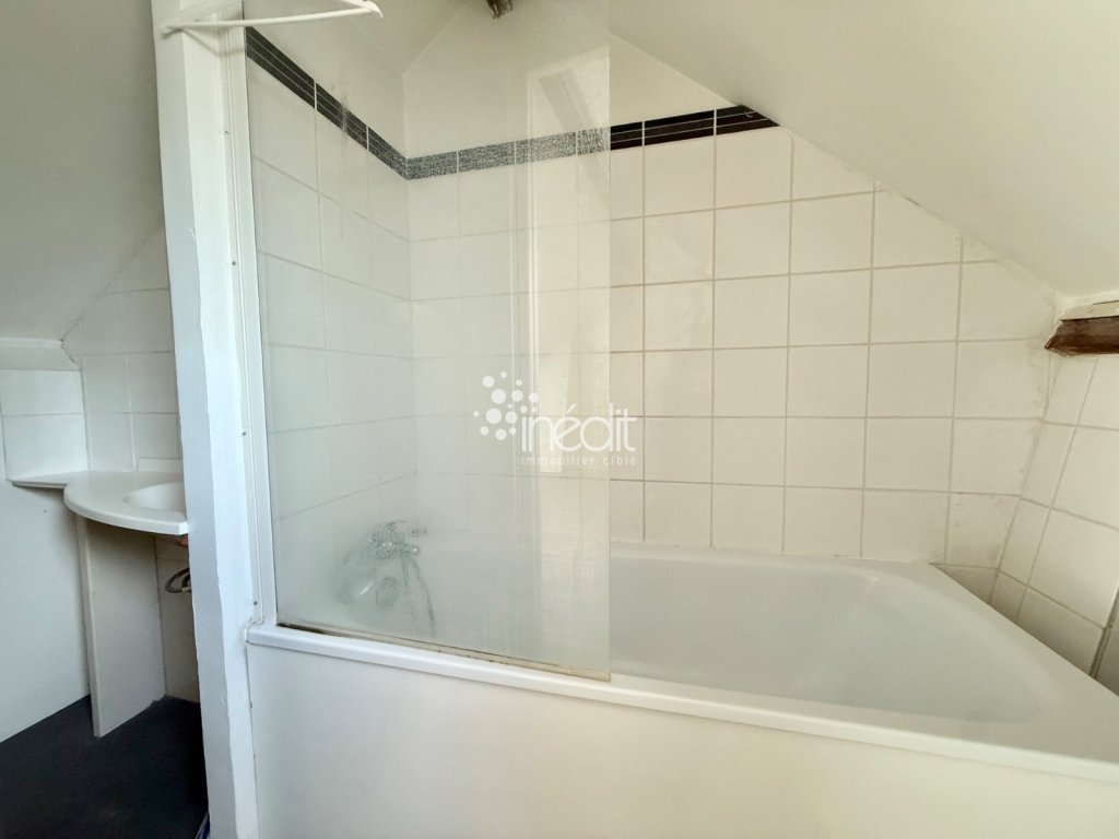 APPARTEMENT T2 A VENDRE - LAMBERSART - 40 m2 - 159000€