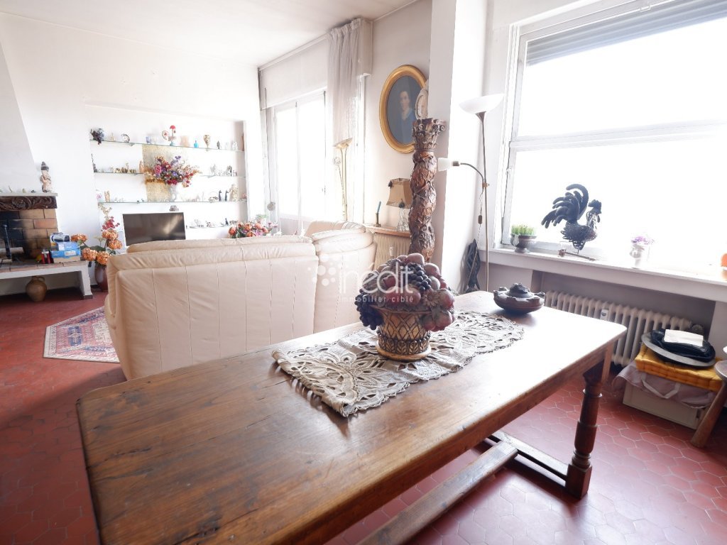 APPARTEMENT T2 - LILLE VAUBAN - 62 m2 - 190000€