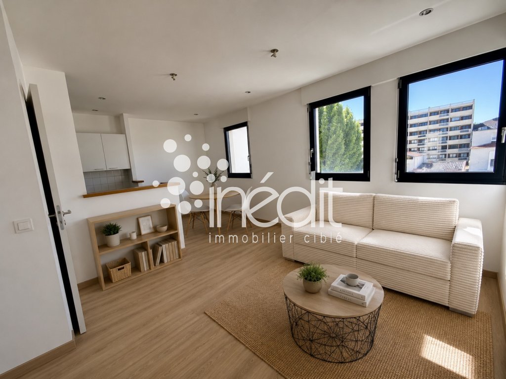 APPARTEMENT T2 A VENDRE - LILLE VIEUX LILLE - 37 m2 - 169 000 &euro;