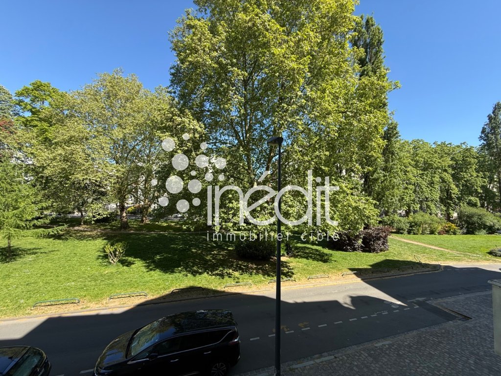 APPARTEMENT T2 A VENDRE - LILLE VIEUX LILLE - 37 m2 - 169 000 &euro;