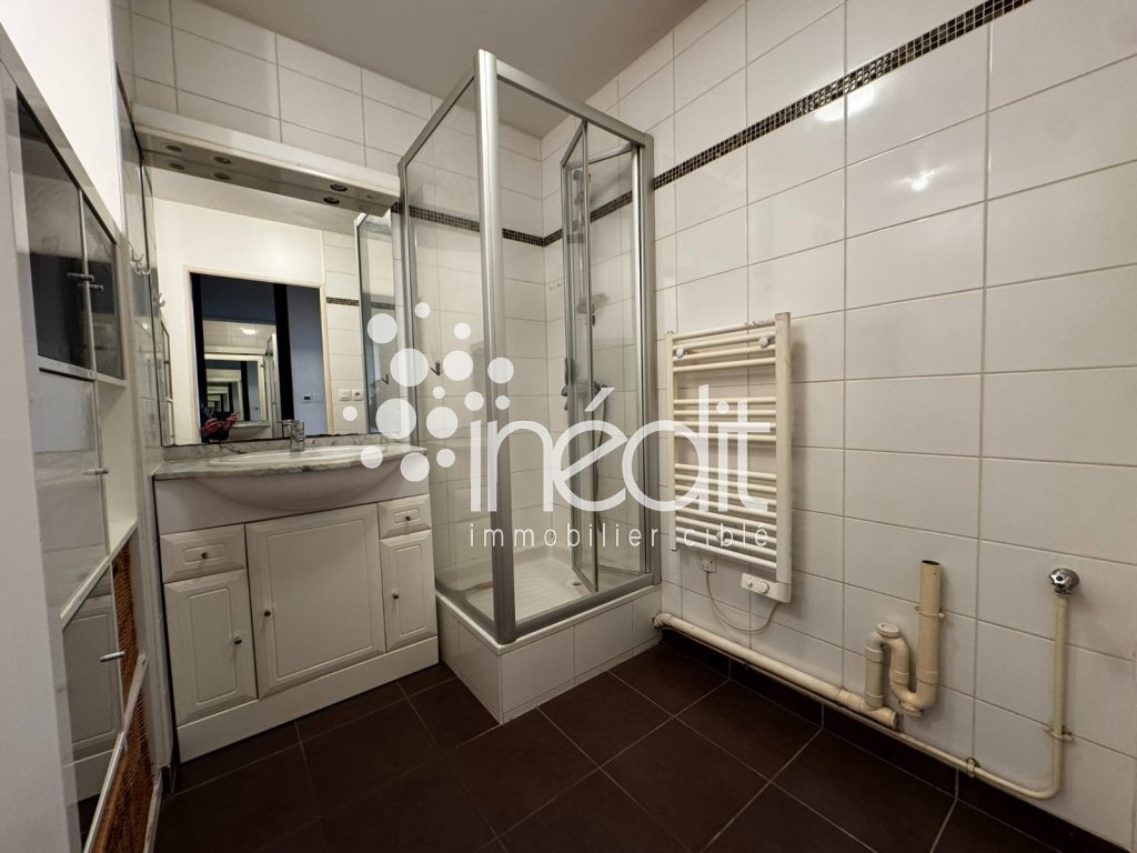 APPARTEMENT T2 A VENDRE - TOURCOING - 44 m2 - 137�000�&euro;