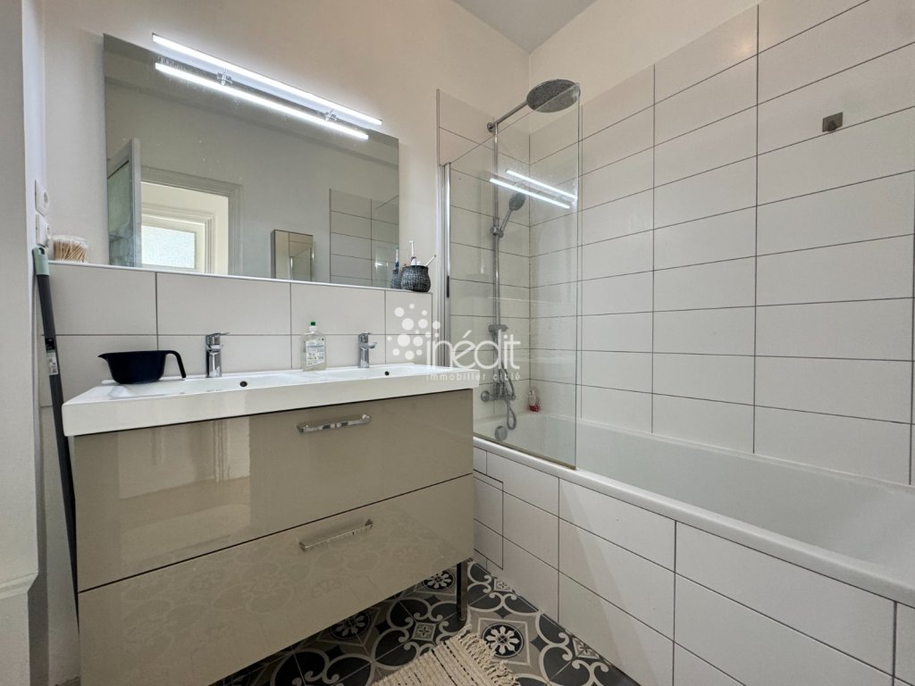 APPARTEMENT T3 - LA MADELEINE - 83.95 m2 - LOUÉ