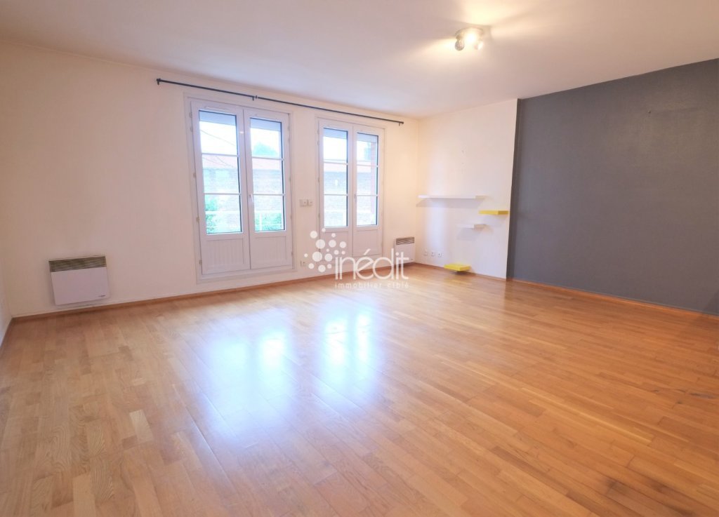 APPARTEMENT T3 - LILLE VIEUX LILLE - 72 m2 - LOUÉ