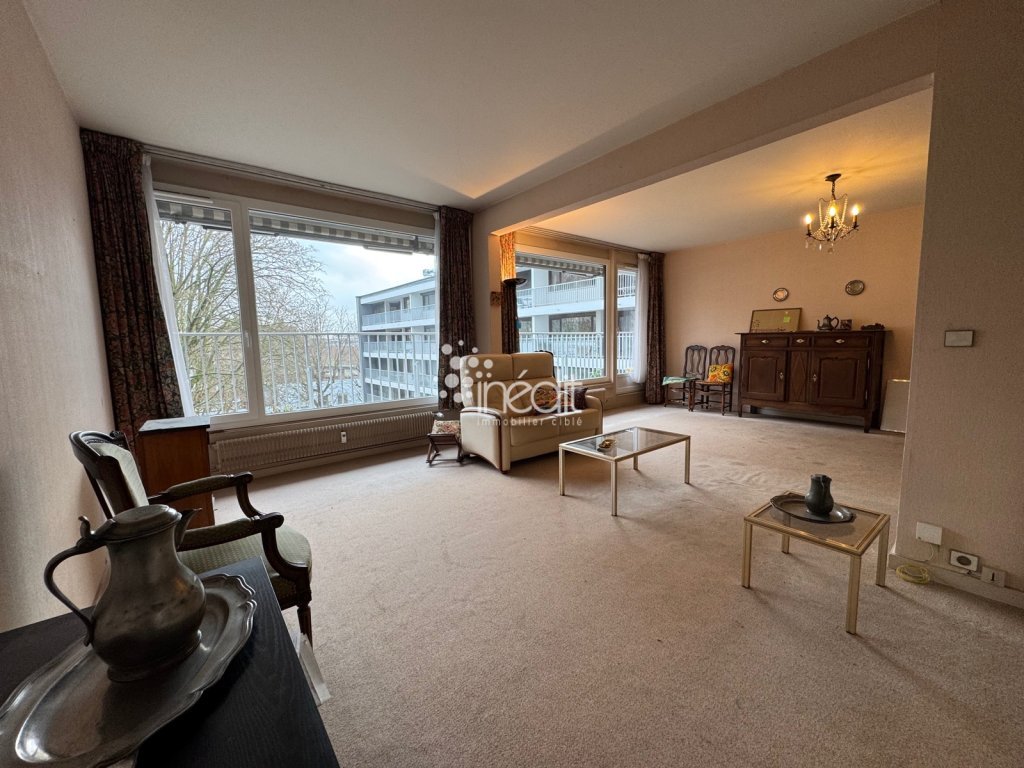 APPARTEMENT T4 - LILLE CORMONTAIGNE - 112 m2 - 300000€